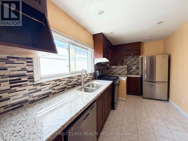 Photo - 15 Leahann Dr