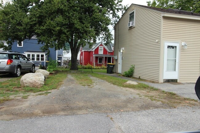 Photo - 27 Centenary Ave Unit 2