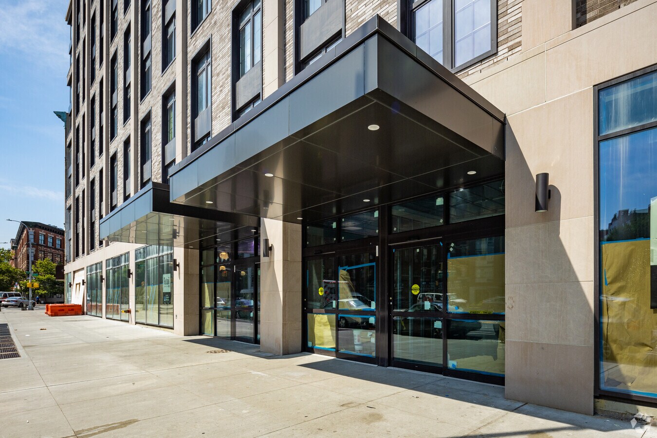 Entrance - 300 W 122nd St