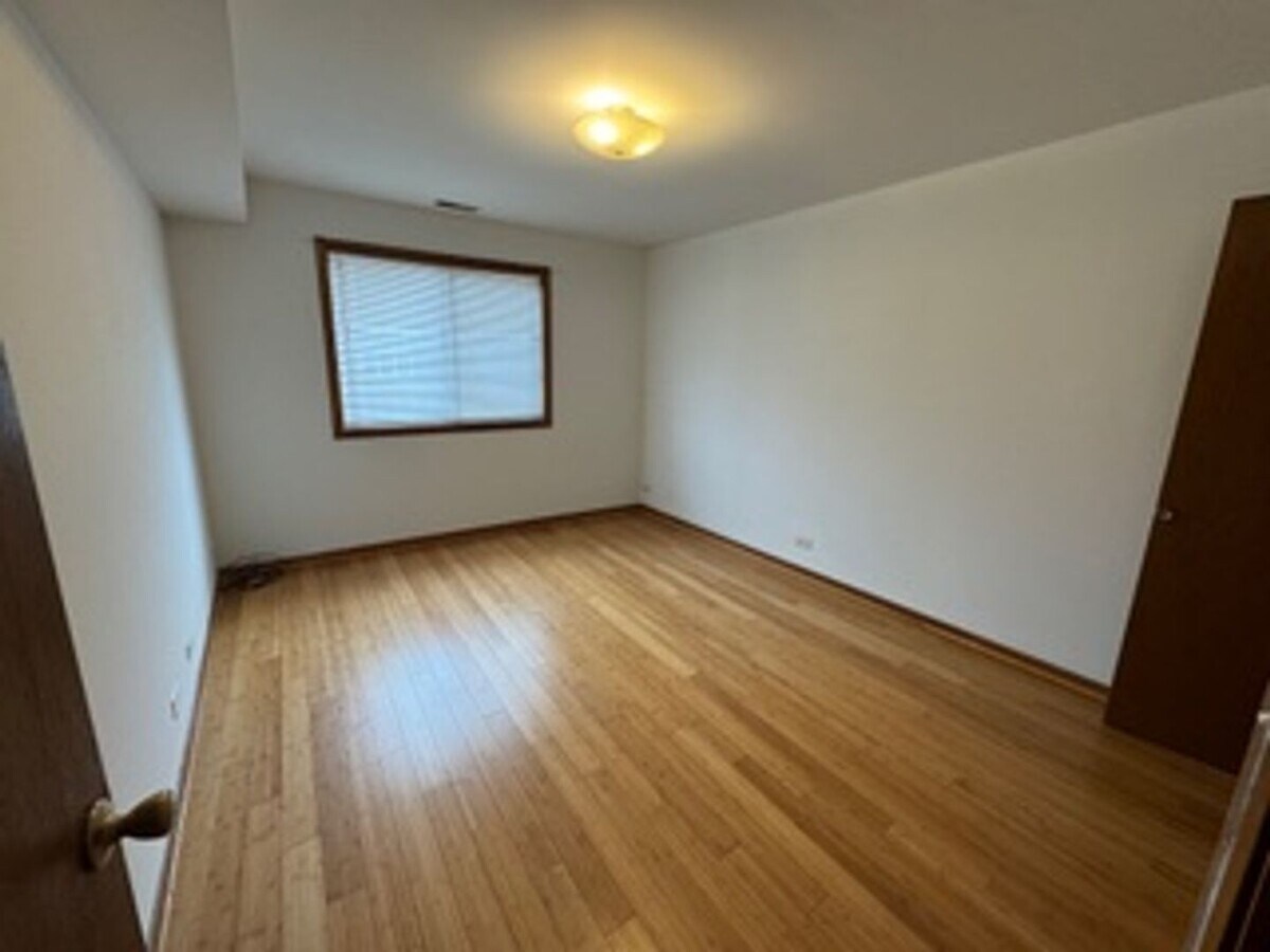 Photo - Rogers Park Apts for Rent! Unit 7412 N. Western 3N