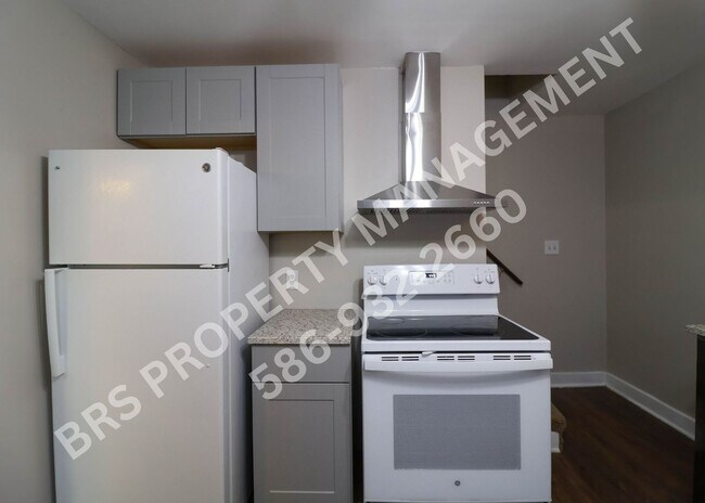 Photo - 3240 Melvin Ave