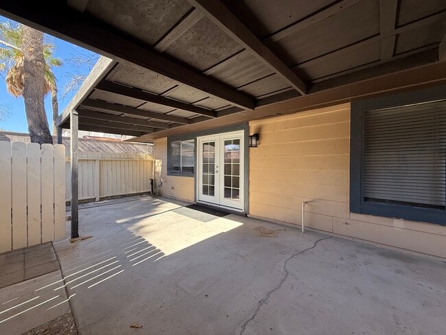 Photo - 6228 Meadow View Ln