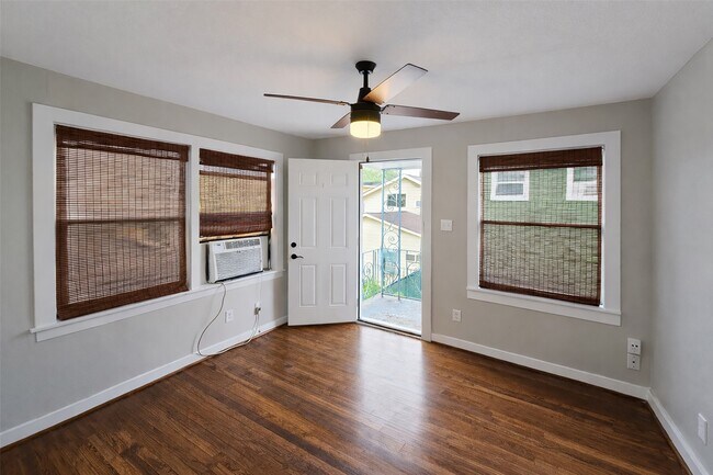 Photo - 1621 Wesley St Unit 1/2