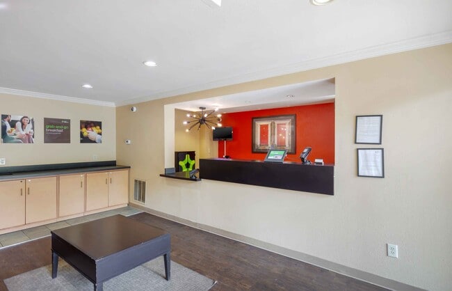 Furnished Studio-Durham - RTP - Miami Blvd. - North