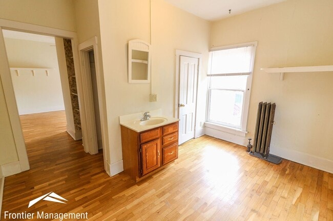 Photo - 412 N 11th St Unit 9