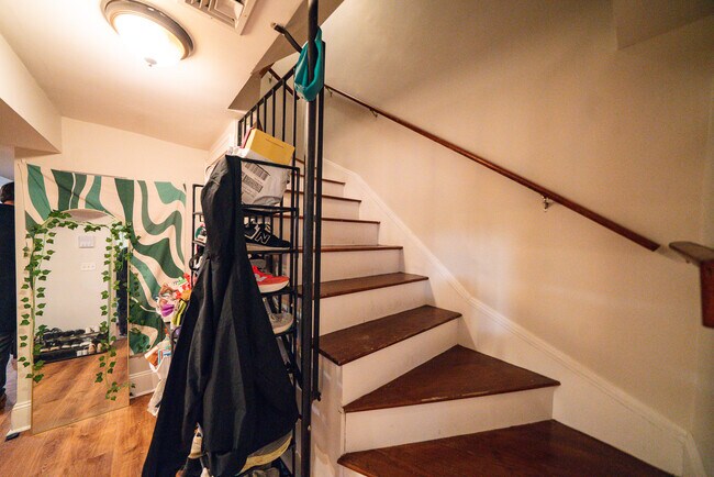 Photo - 719 Parker St Unit 1