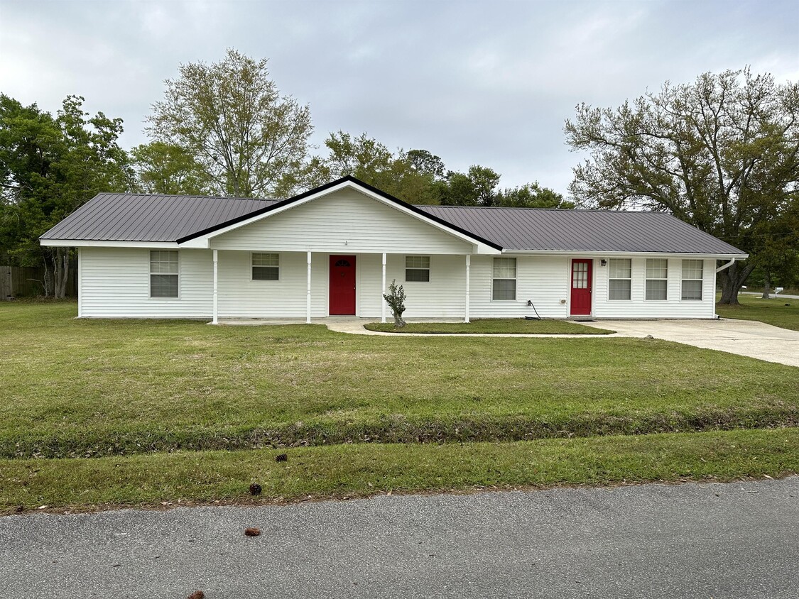 Photo - 120 Lakeside Dr (Waveland, MS)
