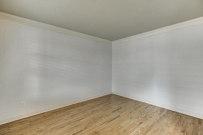 Photo - 4537 Grandview Pkwy