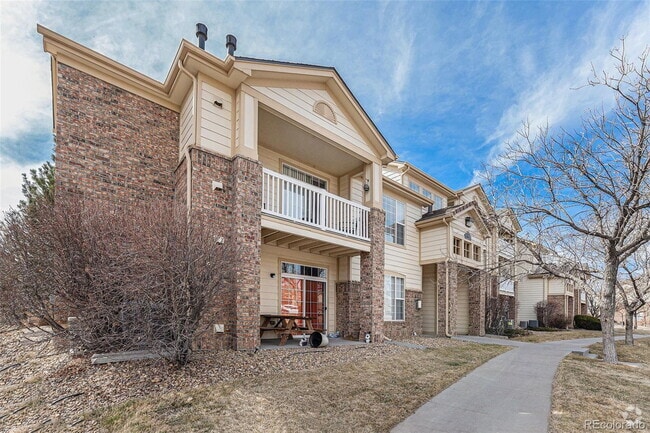 Building Photo - Cozy 1-Bedroom Condo Retreat with Fireplac... Unit 203