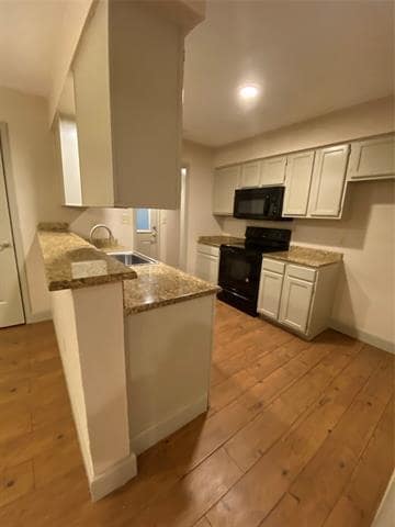 Photo - 10151 Camelot Dr