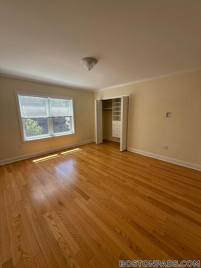 214 Gerry Rd