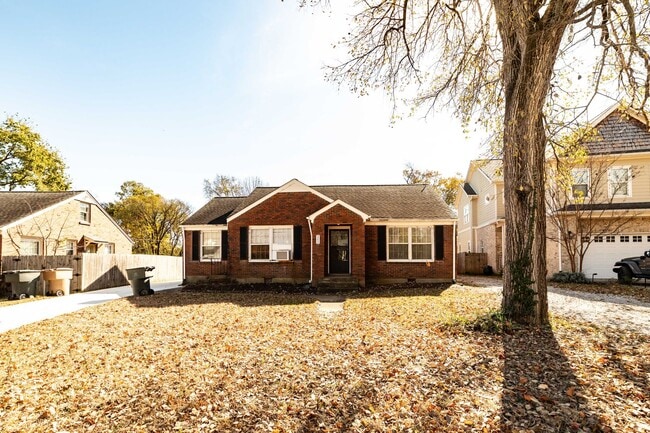 Building Photo - 3Bed/2Bath home in Whitebridge