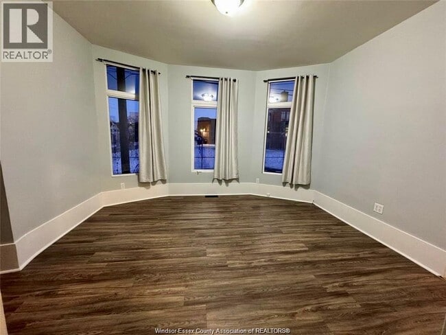 Photo - 1337 Pelissier St Unité Main Floor