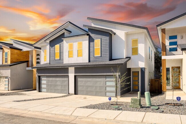 Gorgeous Luxury 3/2.5 Home - Gorgeous Luxury 3/2.5 Home