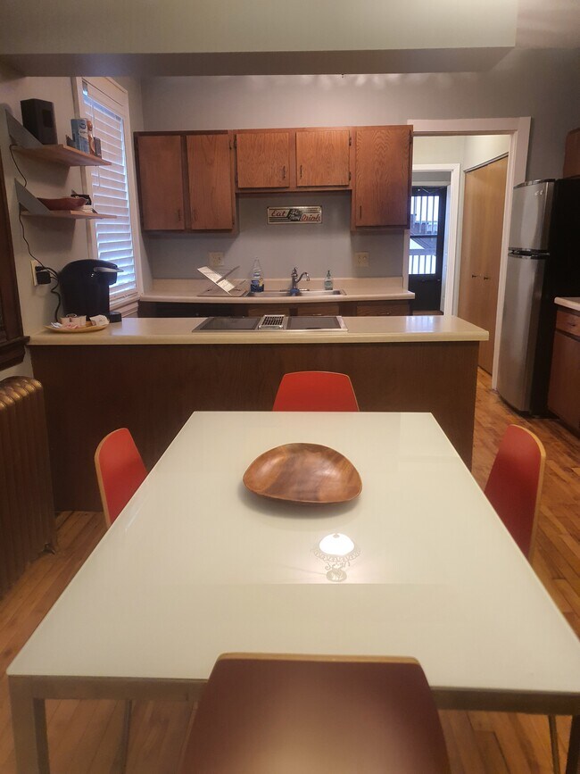 Photo - 812 Capitol Hts Unidad #1