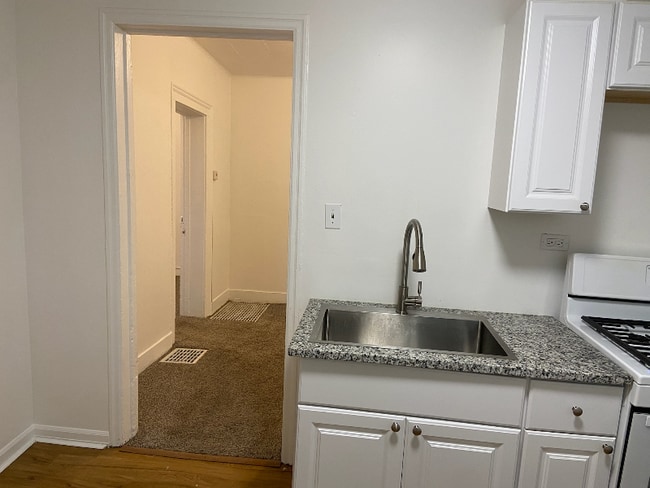 Photo - 918 Watson St SW Unit #3