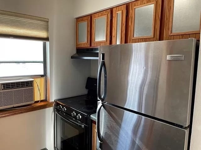 Photo - 2024 Goss St Unidad 7