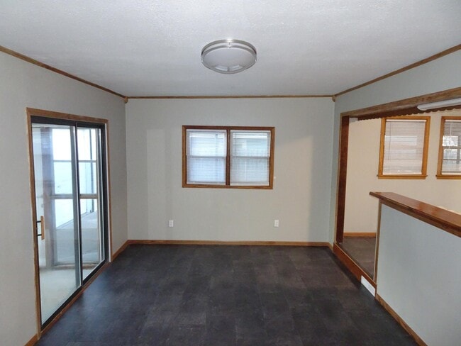 Photo - 6539 Kerman Dr