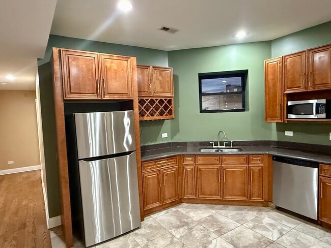 Photo - 4336 S Indiana Ave Unit 1