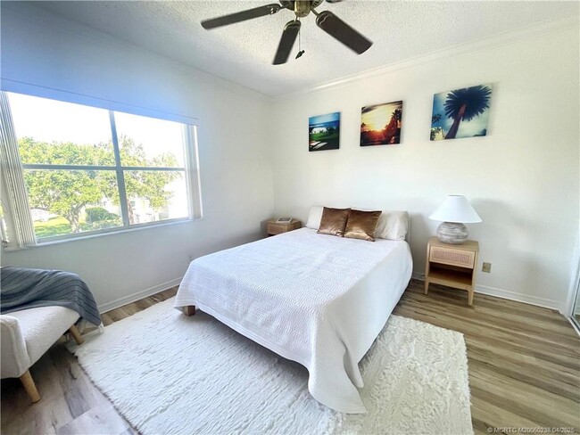 Photo - 2033 Staysail Ln