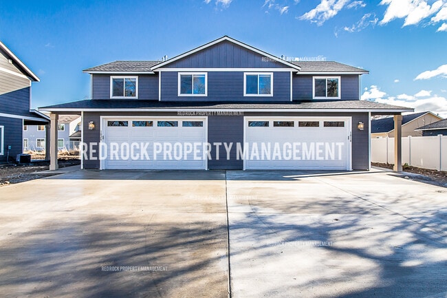 Building Photo - 1122 N Davis Ln