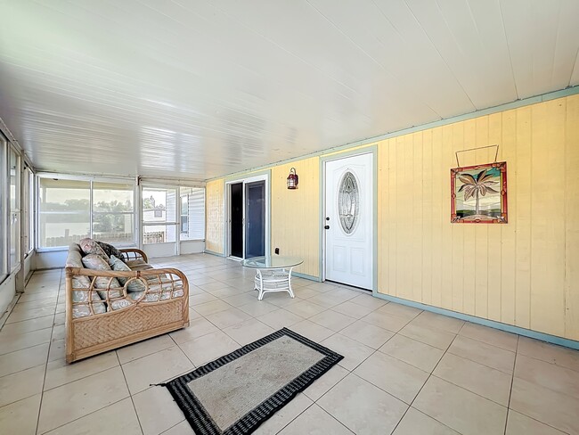 Photo - 425 Baker Rd