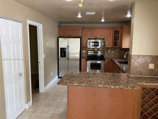 Photo - 804 NW 99th Ave