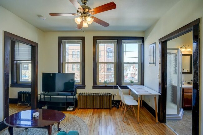 Photo - 1253 Williamson St Unit ID1377412P