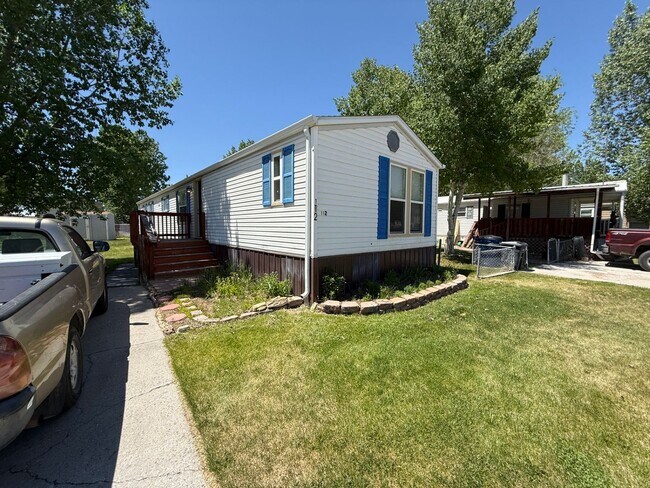 3 Bed 2 Bath Mobile Home with Storage Shed... - 3 Bed 2 Bath Mobile Home with Storage Shed...