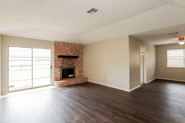 Photo - 14307 Branchwater Ln