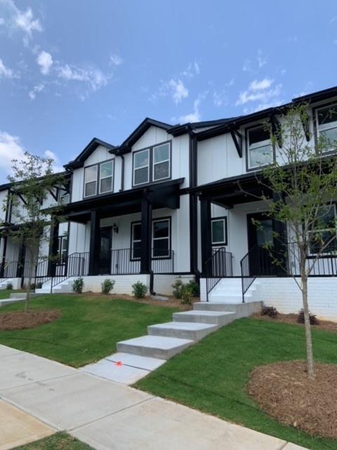 908 Sweetwater Grove