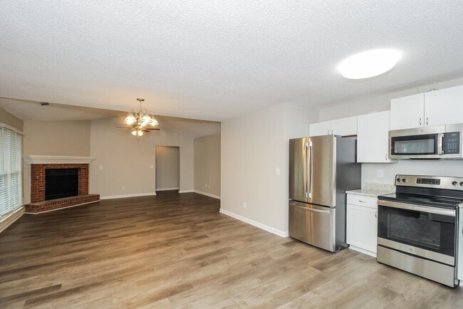 Photo - 4891 Country Cove Way