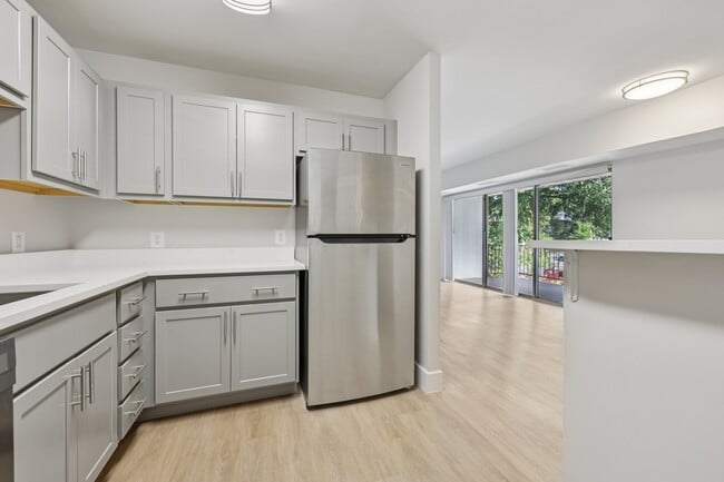 Photo - Lafayette Apartments