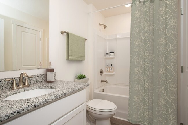 Photo - 2526 Legg Ln