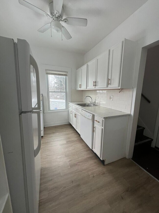 Photo - 3914 W 21st St Unit UP