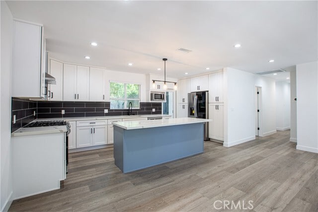 Photo - 19503 Cantara St