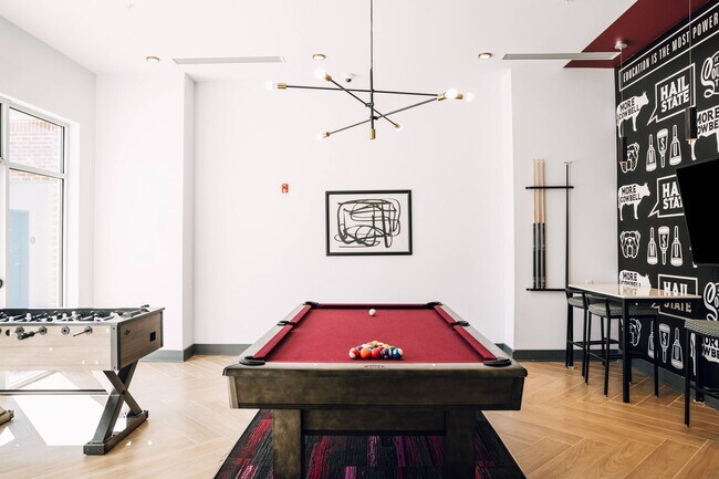 Vista Game Room near MSU