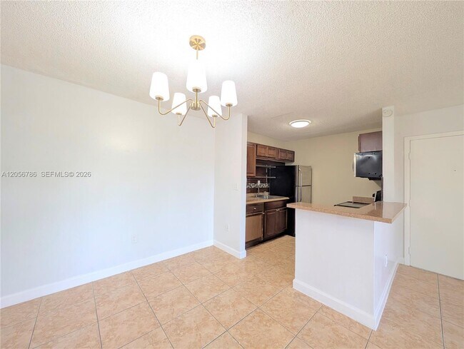 Photo - 10765 SW 108th Ave Unit 303