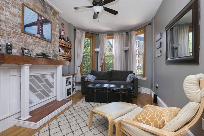 Building Photo - 592 Columbus Ave Unit 2