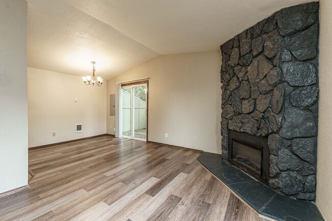 Photo - 2 Bedroom 2 Bath with single car garage