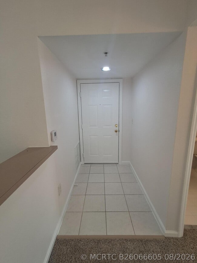 Photo - 171 SW Palm Dr Unit 203
