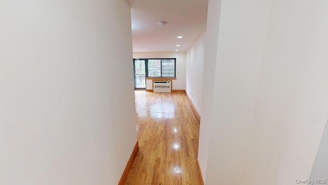 Photo - 84-14 143rd St Unit 3F