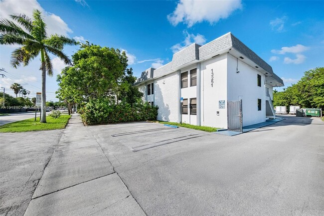 Photo - 13251 Memorial Hwy Unidad 17