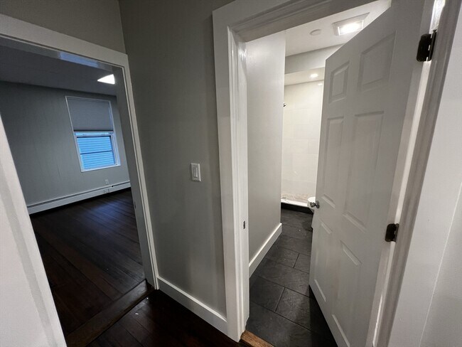 Photo - 158 Holland St Unit 1