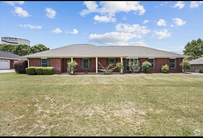 Building Photo - 107 Britt Dr Unit 107 Britt Drive #1 Rental