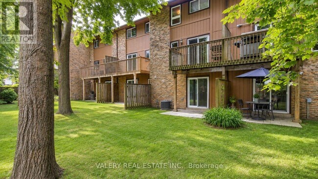 Photo - 2359 Birchmount Rd