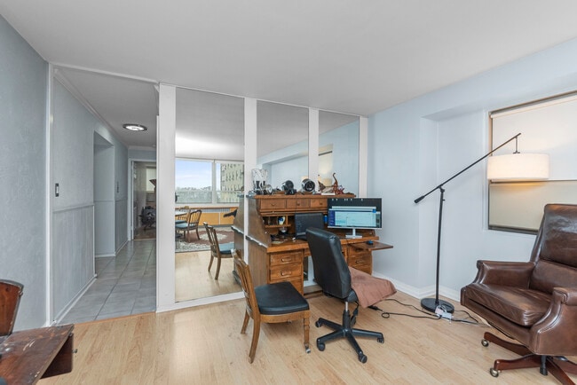 Photo - 3950 N Lake Shore Dr Unit 512c