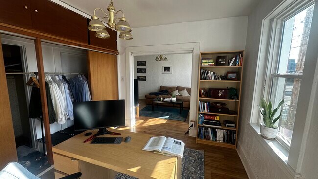 4010 Butler St Unit 2