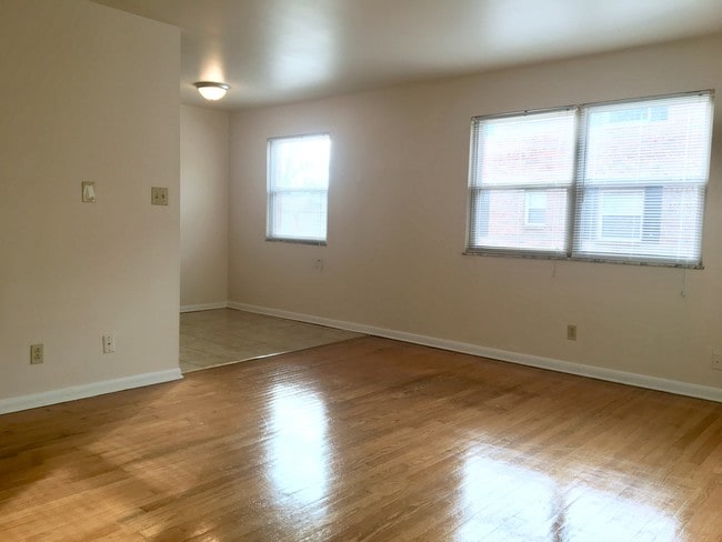 Photo - Markwood Terrace Apartments