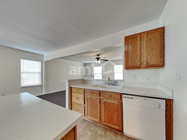 Photo - 11348 Red Finch Ln